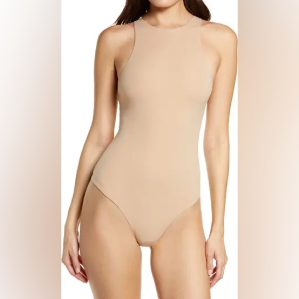 SKIMS Fits Everybody High Neck Bodysuit Nude Sand Sz 3X NEW